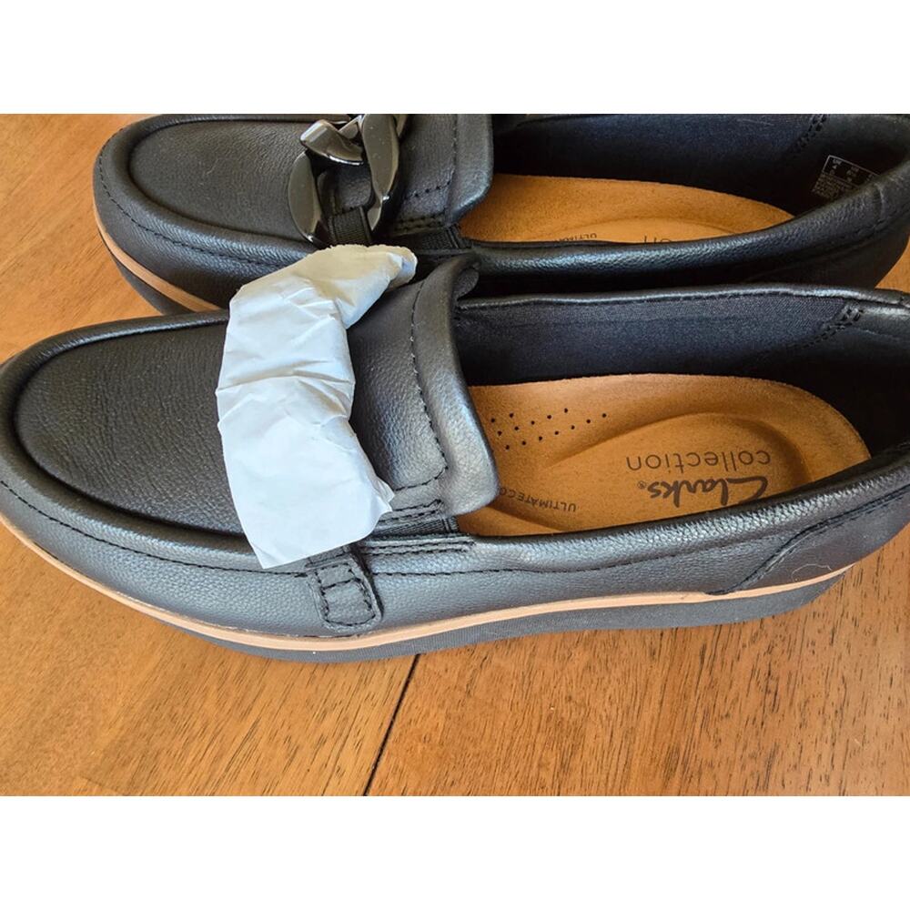 Clarks Collection Black Low-Heel Loafers - Picture 5 of 7